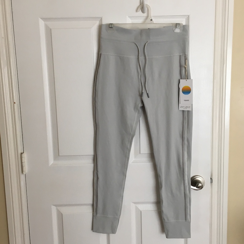NWT Vuori Daily Legging Mineral sz L